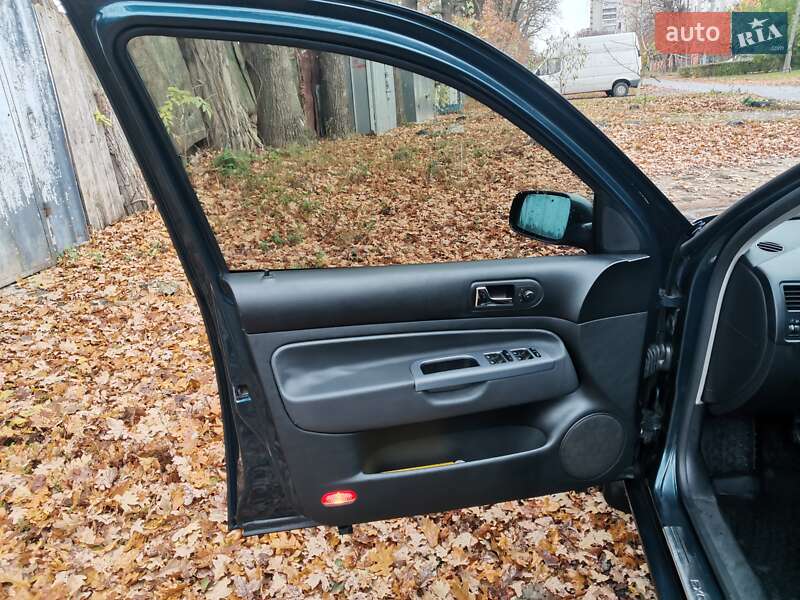 Седан Volkswagen Bora 2003 в Виннице