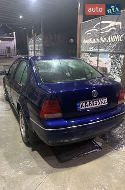 Седан Volkswagen Bora 2003 в Лубнах