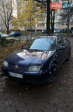 Седан Volkswagen Bora 2001 в Рівному