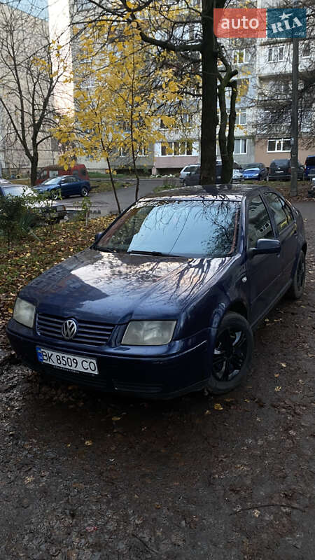 Volkswagen Bora 2001