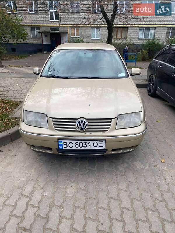 Седан Volkswagen Bora 2003 в Львові