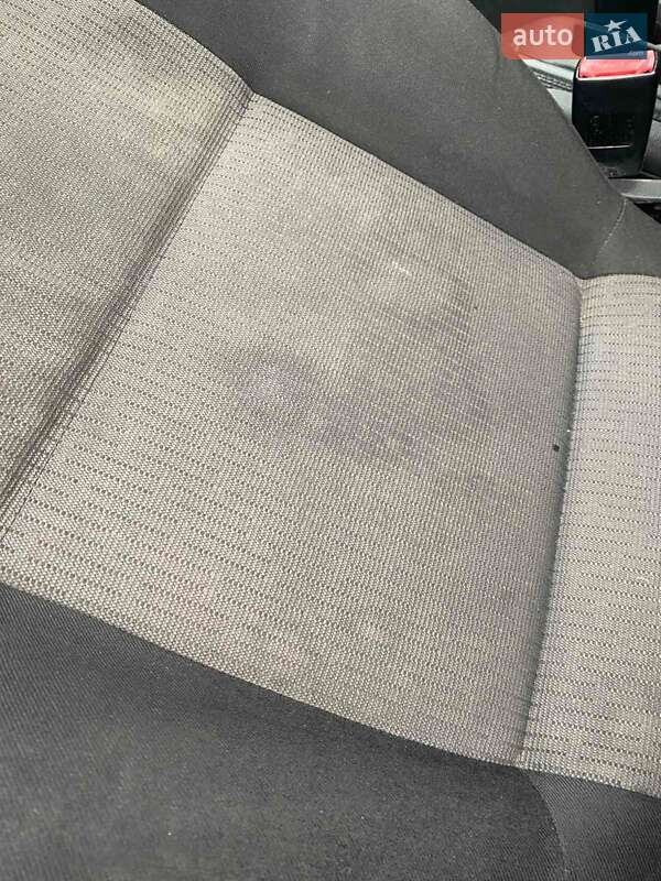 Седан Volkswagen Bora 2003 в Львові