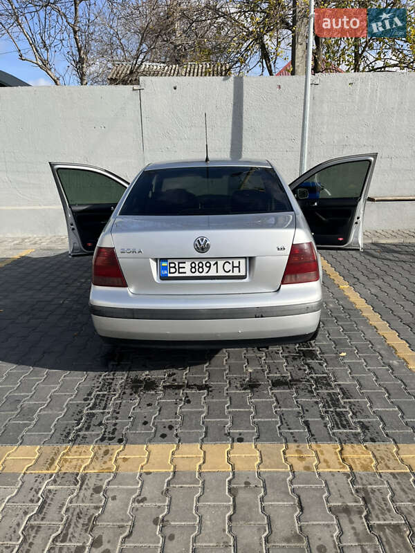 Седан Volkswagen Bora 2002 в Николаеве