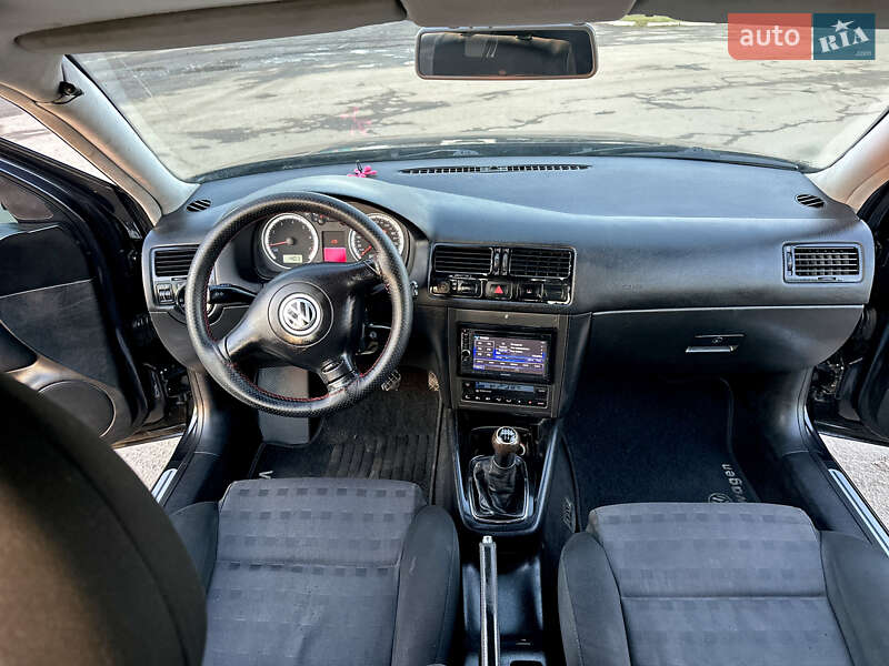 Седан Volkswagen Bora 2001 в Хмельницком