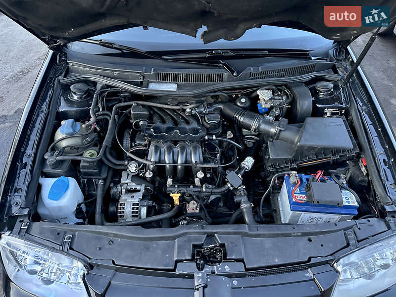 Седан Volkswagen Bora 2001 в Хмельницком