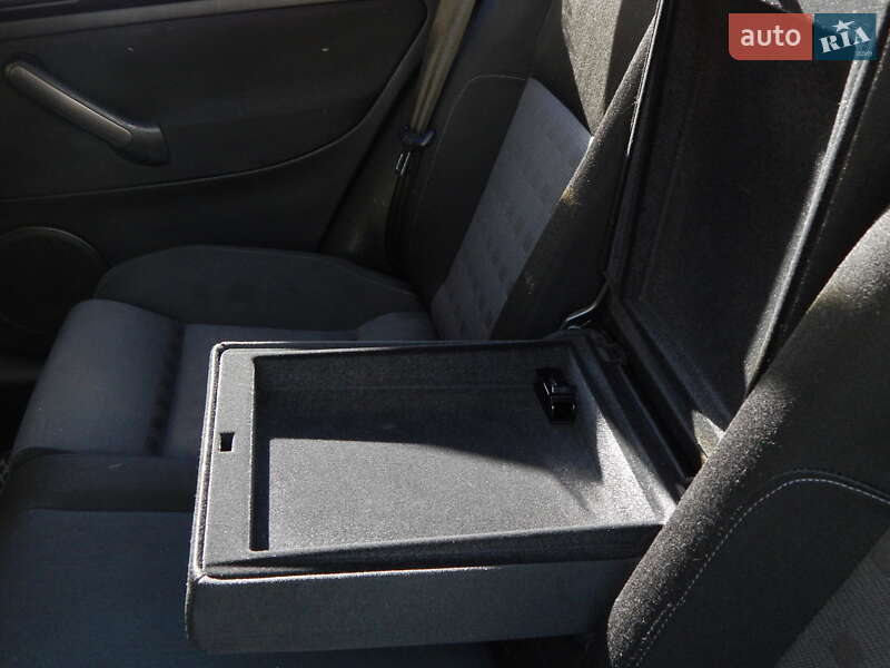 Универсал Volkswagen Bora 2002 в Дрогобыче