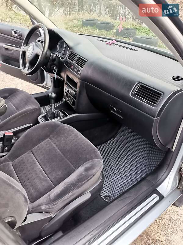 Седан Volkswagen Bora 2004 в Сумах фото 22 Седан Volkswagen Bora 2004 в Сумах