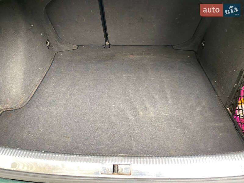 Седан Volkswagen Bora 2001 в Киеве фото 12 Седан Volkswagen Bora 2001 в Киеве