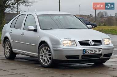 Седан Volkswagen Bora 2002 в Золочеве