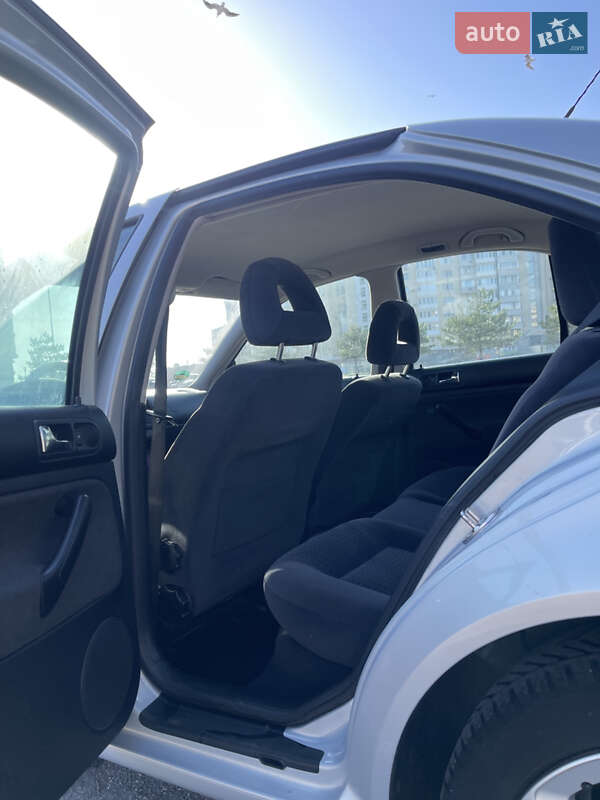 Седан Volkswagen Bora 2000 в Николаеве