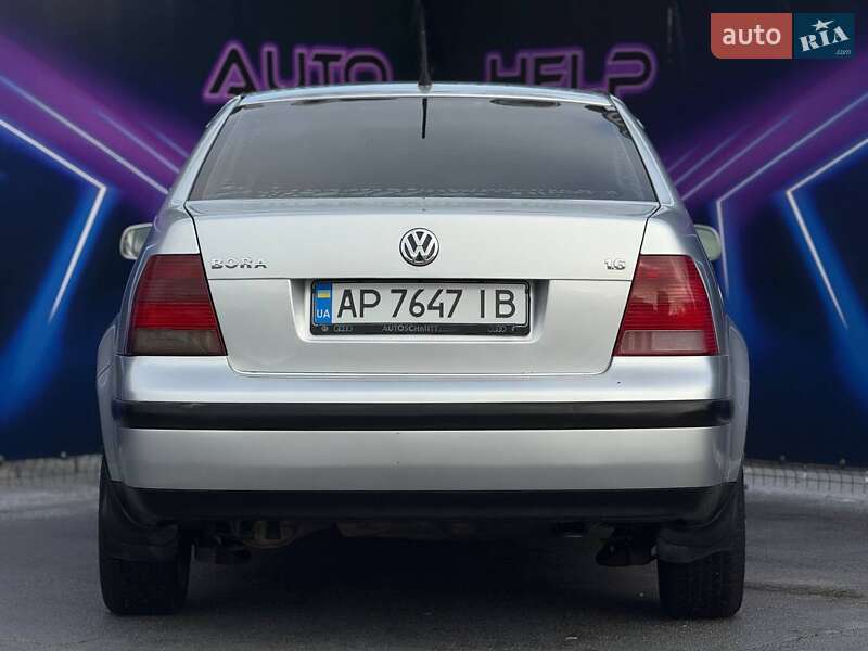 Седан Volkswagen Bora 2003 в Запорожье