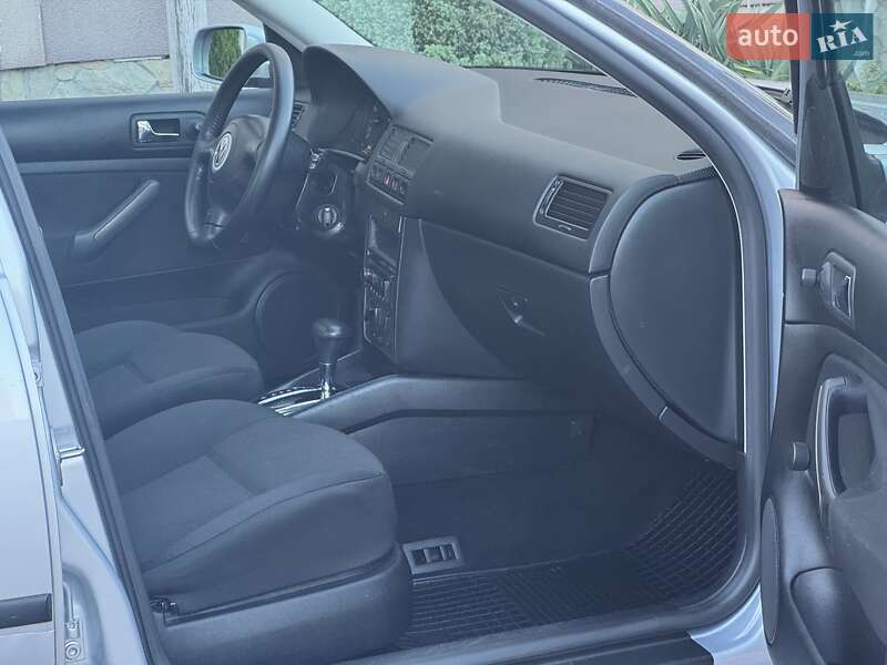 Седан Volkswagen Bora 2000 в Стрые