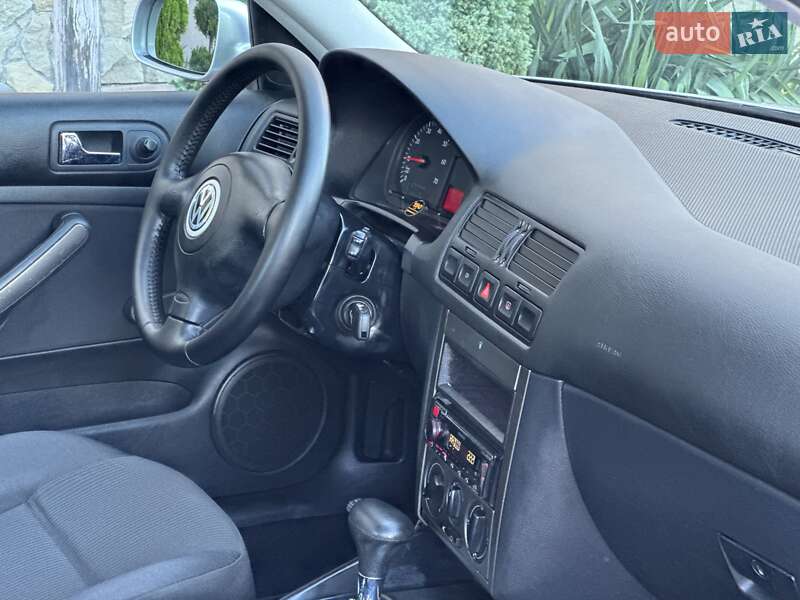 Седан Volkswagen Bora 2000 в Стрые