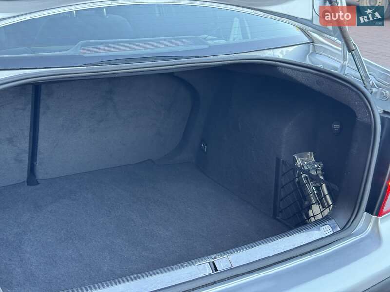 Седан Volkswagen Bora 2000 в Стрые