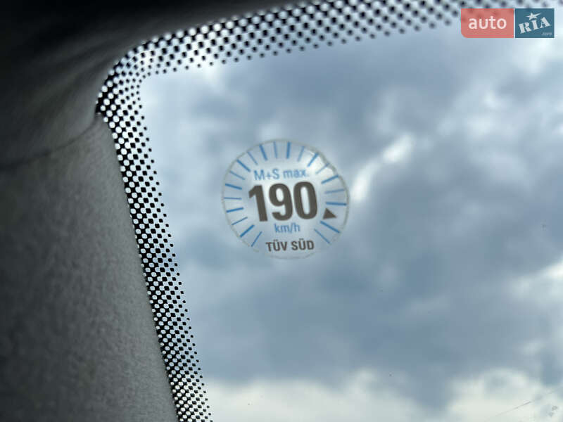 Универсал Volkswagen Bora 2000 в Вижнице