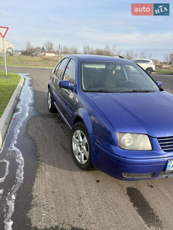 Седан Volkswagen Bora 1999 в Шостке