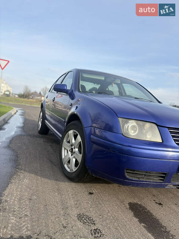 Седан Volkswagen Bora 1999 в Шостке