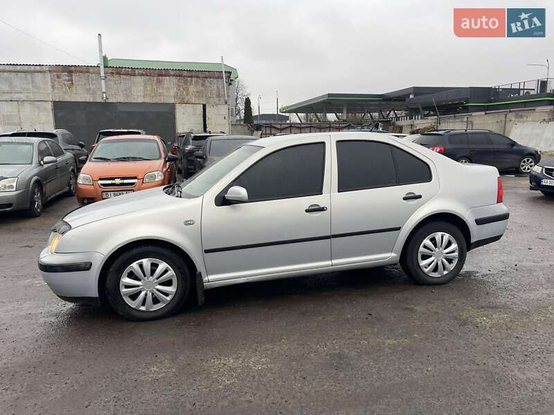 Седан Volkswagen Bora 2000 в Полтаве