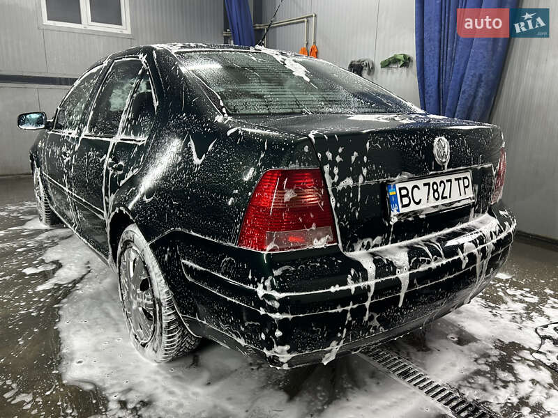 Седан Volkswagen Bora 1998 в Львові