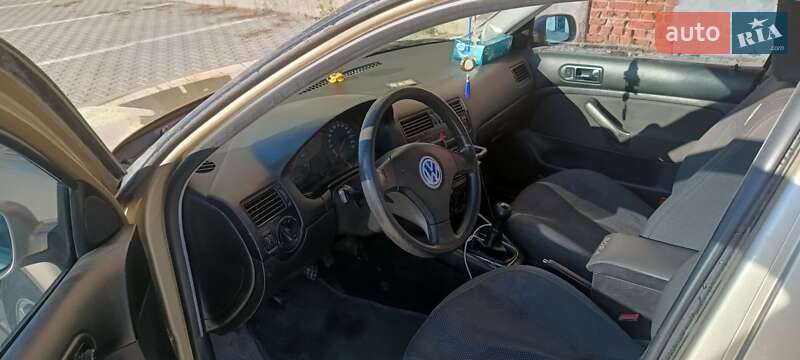 Седан Volkswagen Bora 2001 в Тернополе