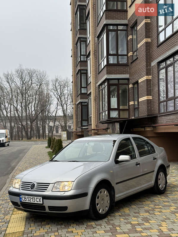 Седан Volkswagen Bora 1999 в Чернігові