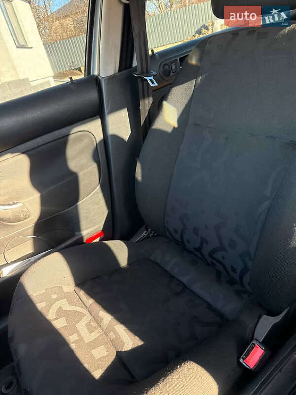 Седан Volkswagen Bora 2000 в Хмельницком