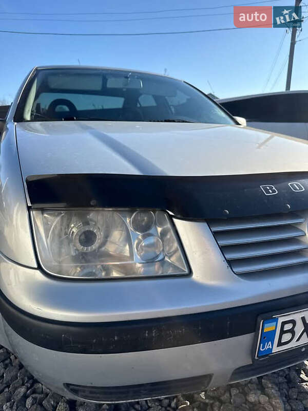 Седан Volkswagen Bora 2000 в Хмельницком