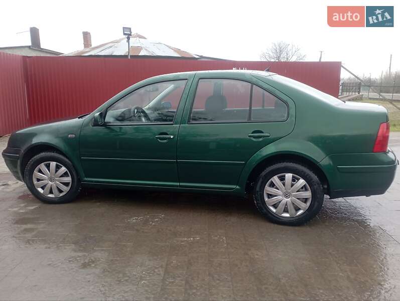 Седан Volkswagen Bora 1999 в Бродах