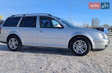 Универсал Volkswagen Bora 2002 в Киеве