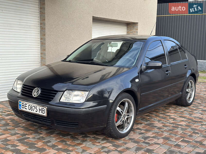 Седан Volkswagen Bora 2004 в Одессе