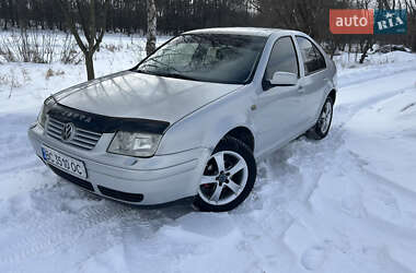 Седан Volkswagen Bora 1998 в Коростені