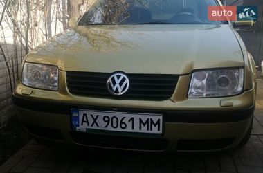Седан Volkswagen Bora 2003 в Днепре