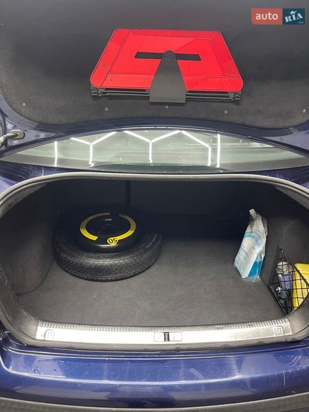 Седан Volkswagen Bora 2001 в Ирпене