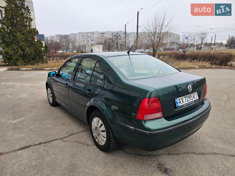 Седан Volkswagen Bora 2003 в Харькове