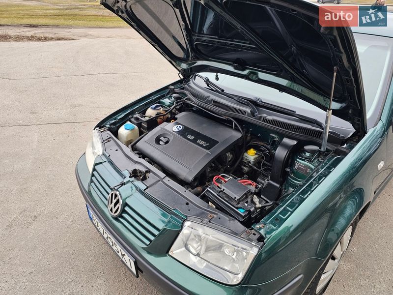 Седан Volkswagen Bora 2003 в Харькове