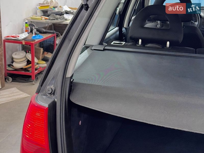 Универсал Volkswagen Bora 2001 в Стрые