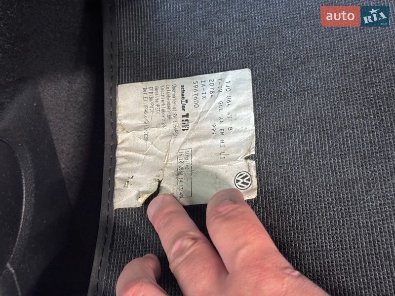 Универсал Volkswagen Bora 2001 в Стрые