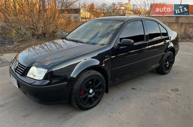 Седан Volkswagen Bora 2005 в Чернігові