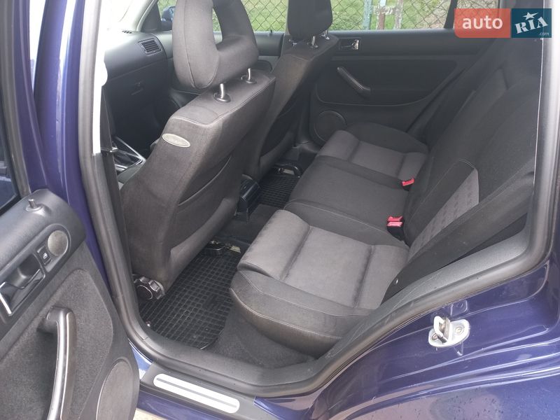 Универсал Volkswagen Bora 2001 в Ровно