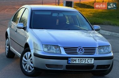 Седан Volkswagen Bora 2004 в Мене