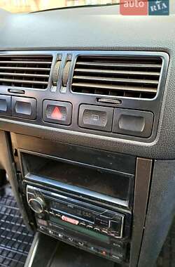 Седан Volkswagen Bora 2002 в Ужгороде