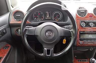 Минивэн Volkswagen Caddy пасс. 2014 в Киеве