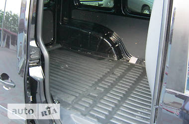 Грузопассажирский фургон Volkswagen Caddy 2011 в 