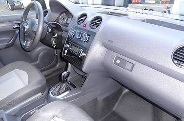 Минивэн Volkswagen Caddy 2011 в 