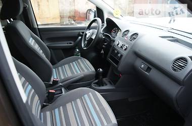 Универсал Volkswagen Caddy 2011 в 