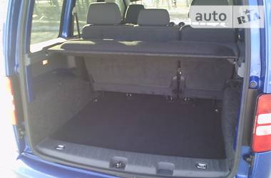 Грузопассажирский фургон Volkswagen Caddy 2011 в 