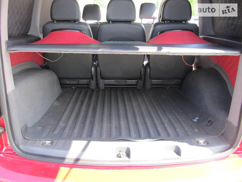 Минивэн Volkswagen Caddy 2012 в Киеве