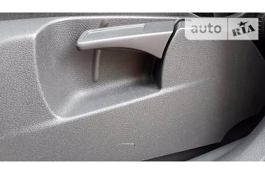 Минивэн Volkswagen Caddy 2012 в 