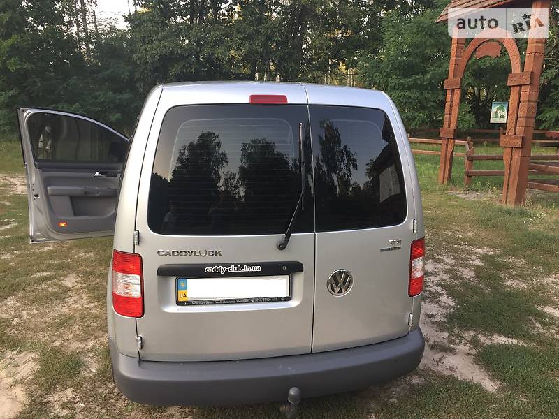 Универсал Volkswagen Caddy 2009 в Корюковке