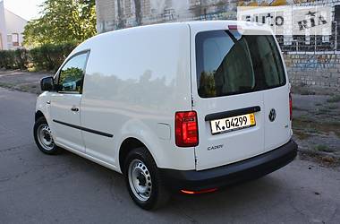 Грузопассажирский фургон Volkswagen Caddy 2017 в Кременчуге